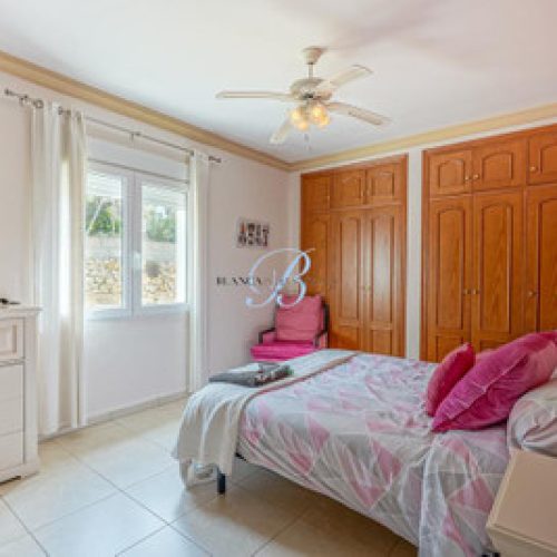 9-ab6ad7d8fb5b0df5991e2ca5d2f18cd5-51.jpg