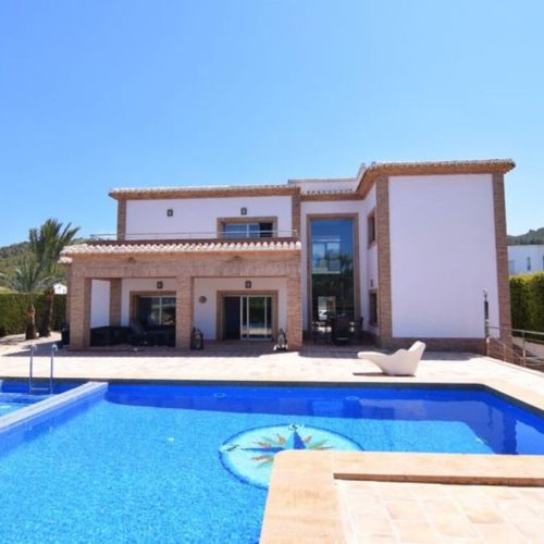villa-in-javea-10-large